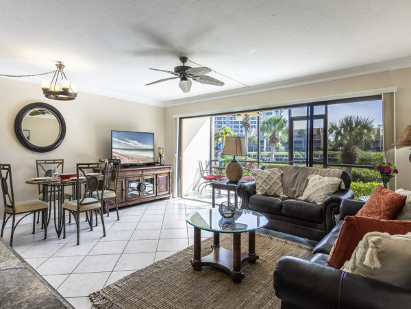 Siesta Key Gem with 2 Bedrooms and Water Views